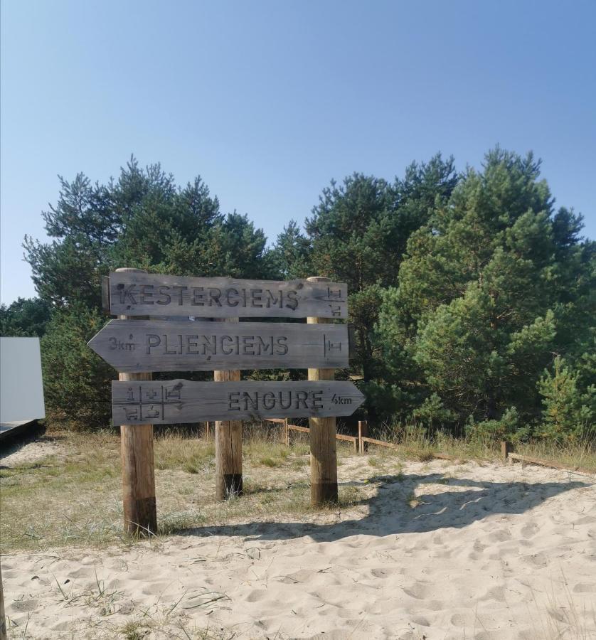 Albatross Getaway By The Sea, Spa And Forest With A Terrace Ķesterciems 外观 照片