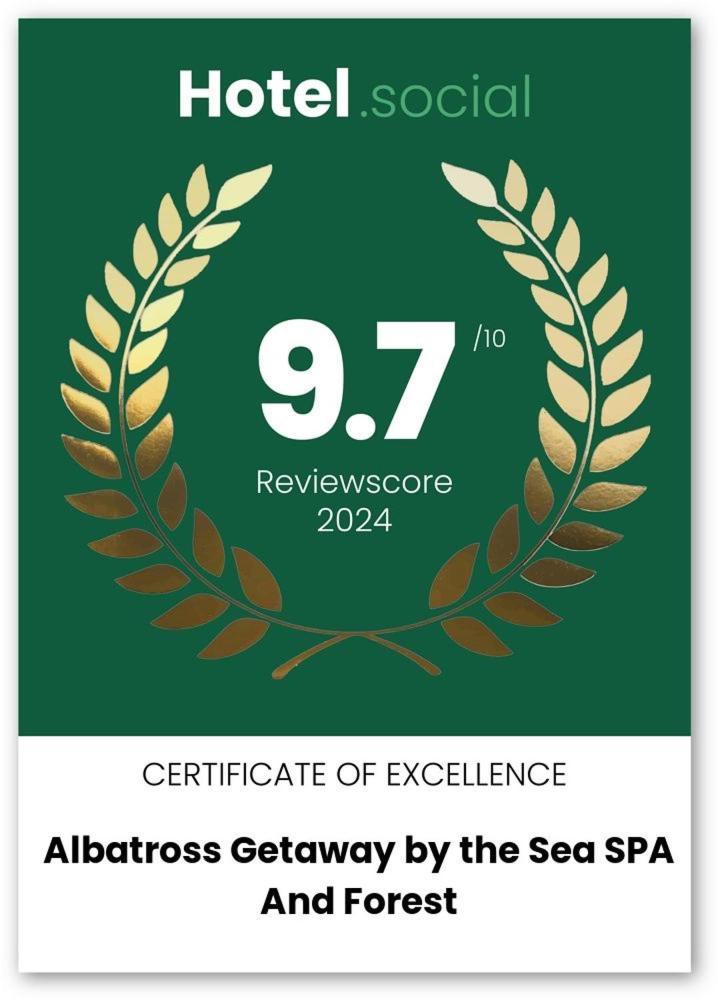 Albatross Getaway By The Sea, Spa And Forest With A Terrace Ķesterciems 外观 照片